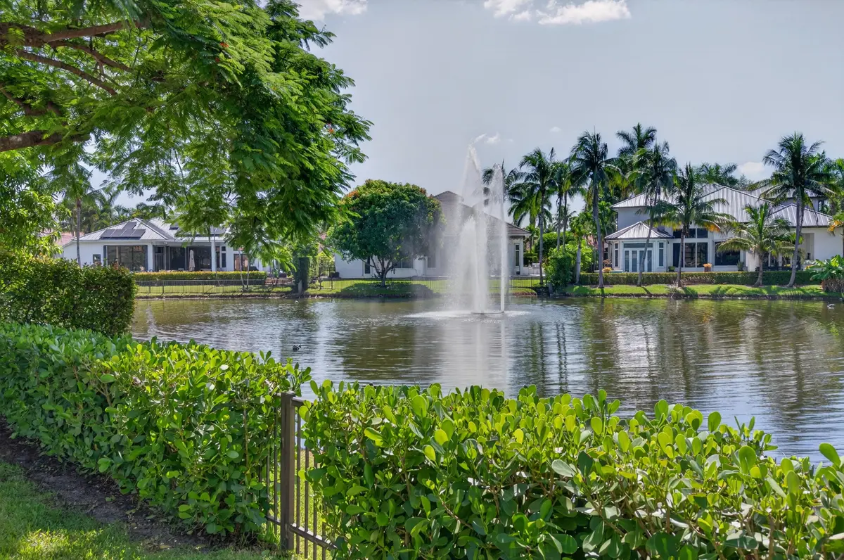 700-34 at 700 Cardinal Street, Plantation