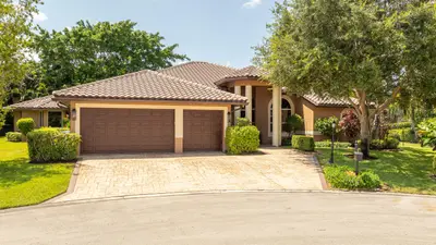 5805 NW 97th Drive, Parkland – sold
