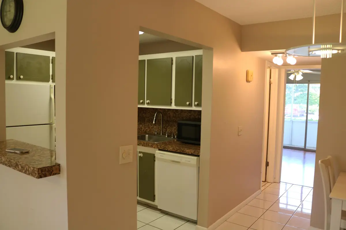 Kitchen_1 at 554 Mansfield, Boca Raton