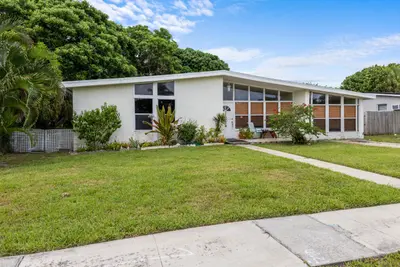 642 W OCEAN, Boynton Beach – Single Family Residence for rent