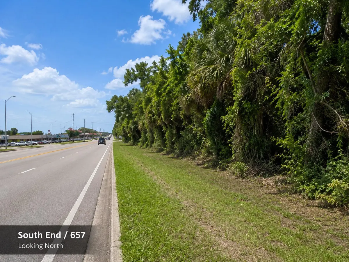 MLS_05_South_End_657_Looking_North at 649 SEBASTIAN Boulevard, Sebastian