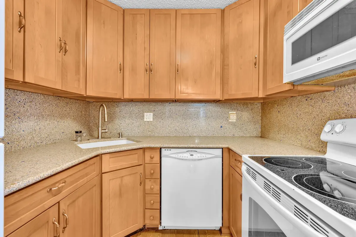 FPP01514 at 10701 W CLAIRMONT Circle 109, Tamarac