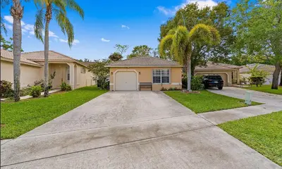 121 Prestige Drive, Royal Palm Beach – sold
