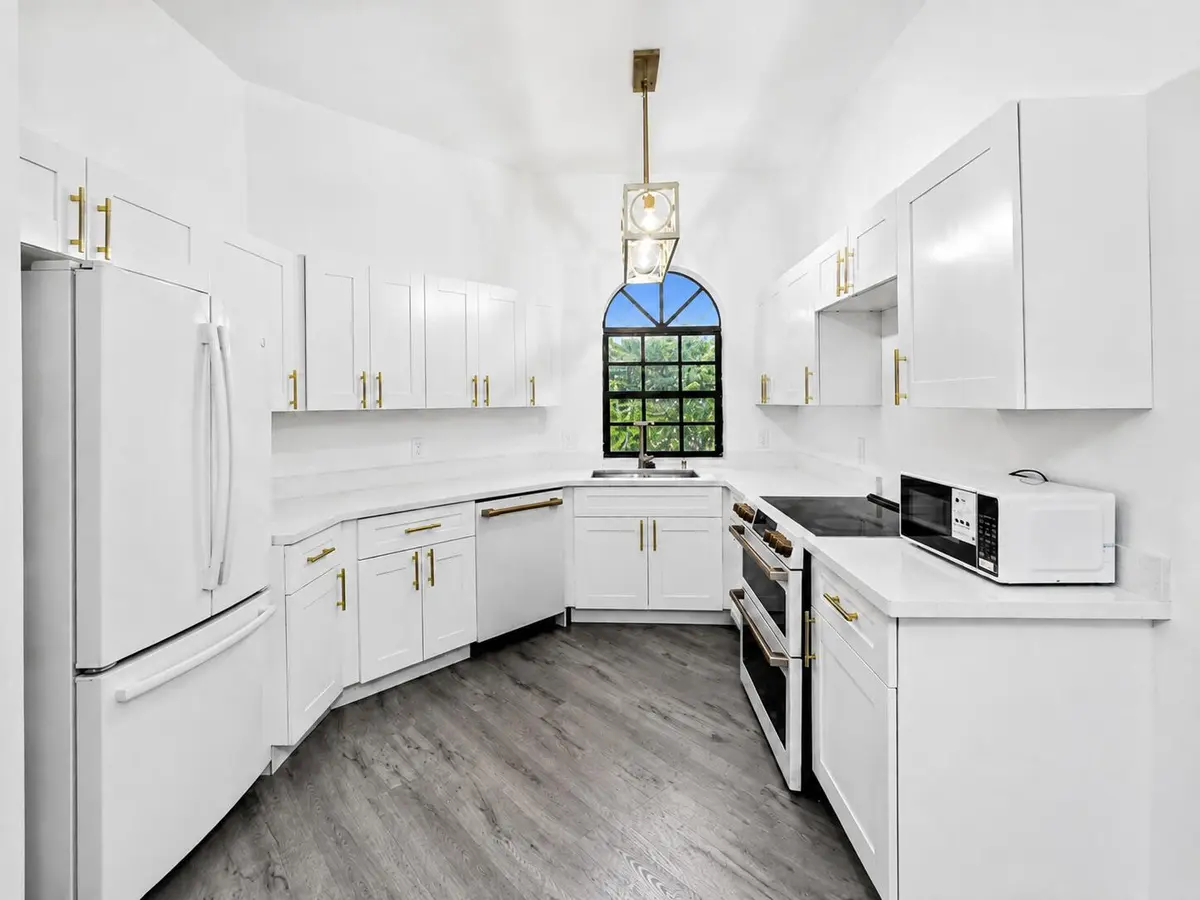 kitchen at 5131 Europa Drive I, Boynton Beach