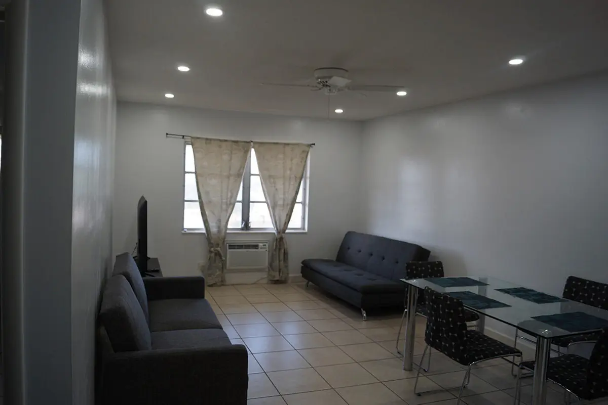 DSC09007 at 1250 E SAMPLE Road 303, Pompano Beach