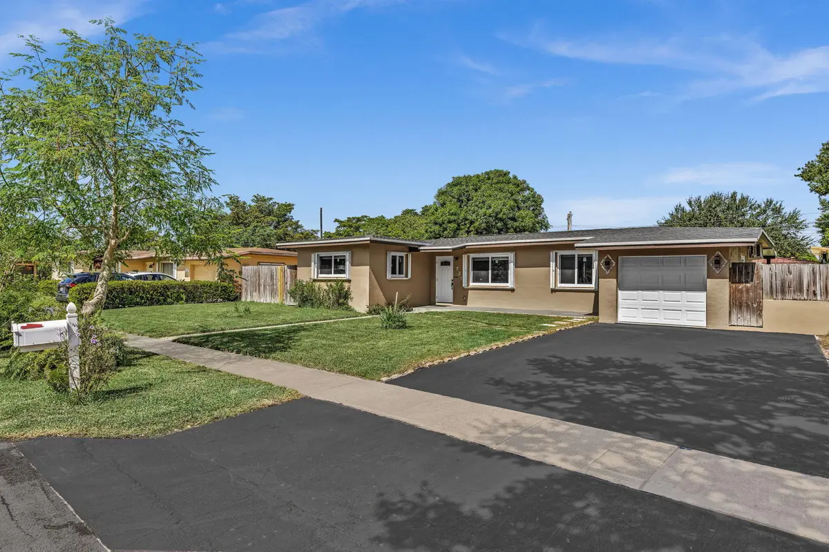 . at 721 FAIRWAY Drive, Plantation