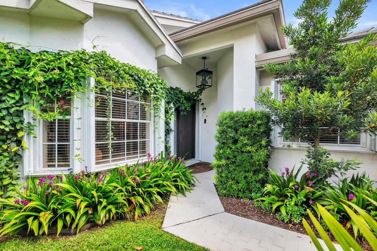 low-6 at 1839 S Club Drive, Wellington