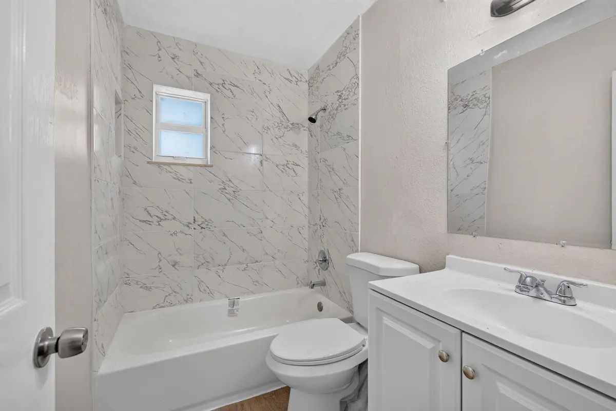 16-web-or-mls-8I8A9587 at 2961 NE 7th Avenue B, Pompano Beach