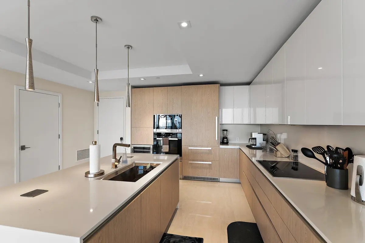 029-3100NOceanDr-1906-SingerIsland-SMALL at 3100 N Ocean Drive 1906, Singer Island