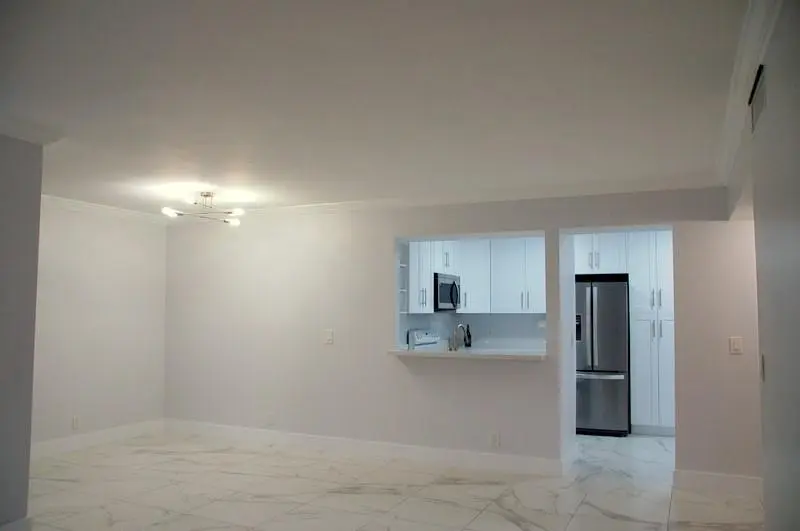 SA - OV dining area2 at 10700 NW 14th Street 146, Plantation