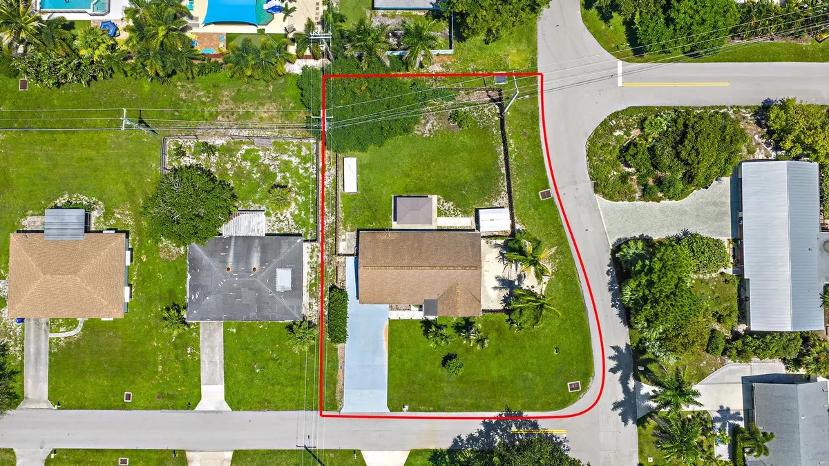 Boundary line at 1 WINDSOR Road, Jupiter