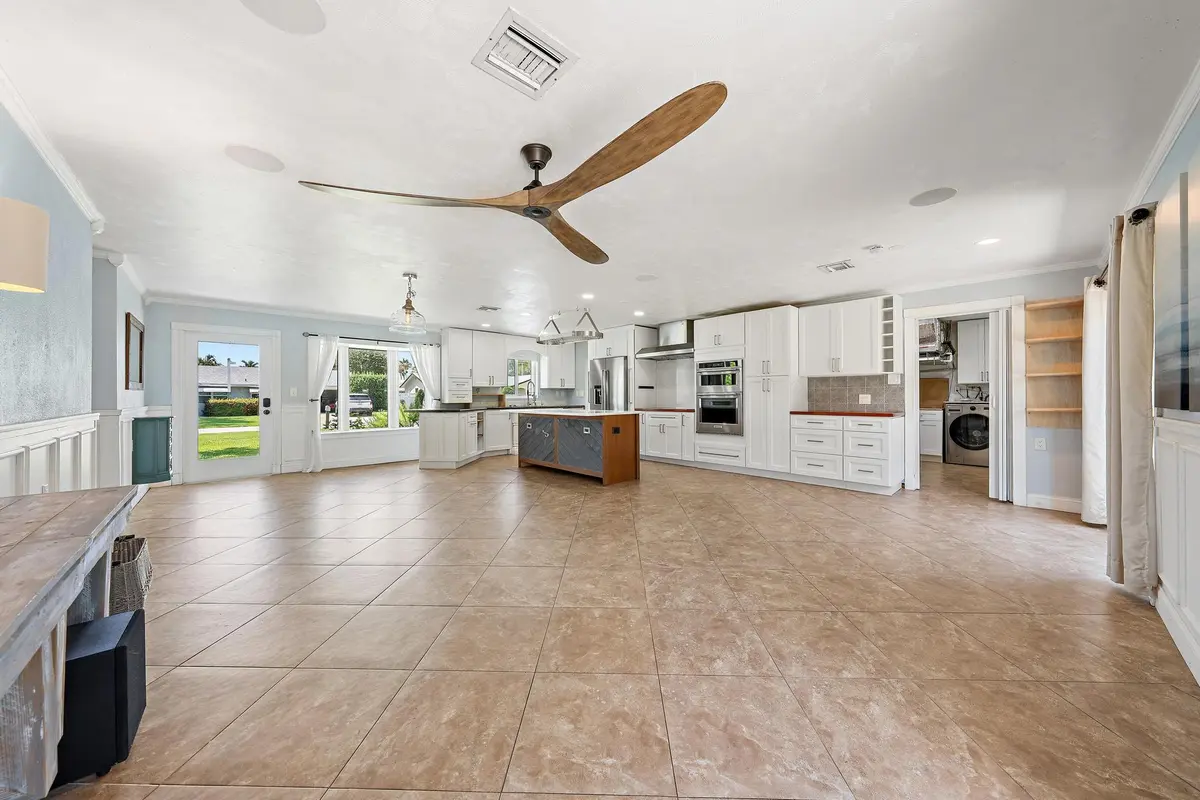 Kitchen:living room at 1 WINDSOR Road, Jupiter