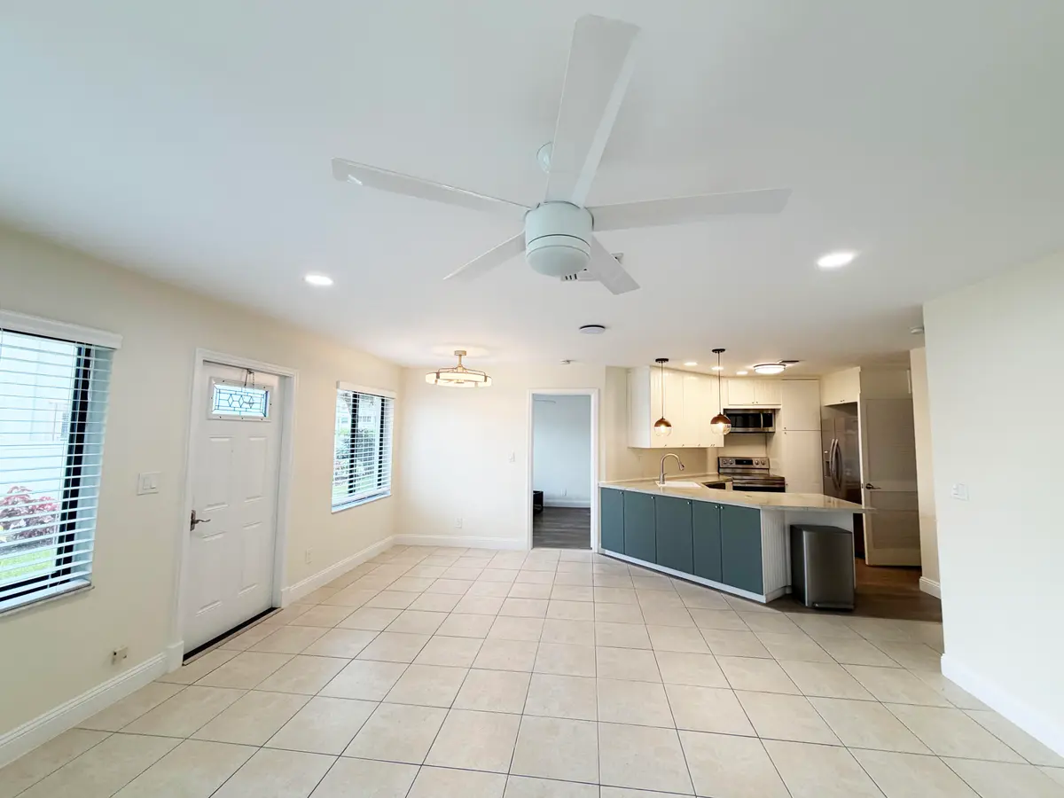 825 Dogwood Dr. Delray Beach at 825 Dogwood Drive C, Delray Beach