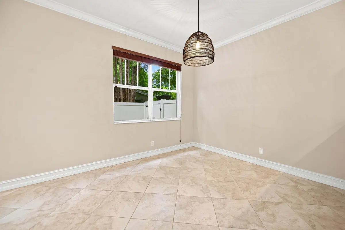 7-web-or-mls-3434-ne-13th-ave at 3434 NE 13TH Avenue, Oakland Park