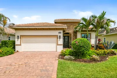 8864 SW Montova Way, Port St. Lucie – Single Family Residence for sale