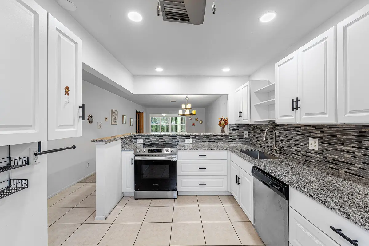 Addl Cabinets at 2638 GATELY Drive 125, West Palm Beach