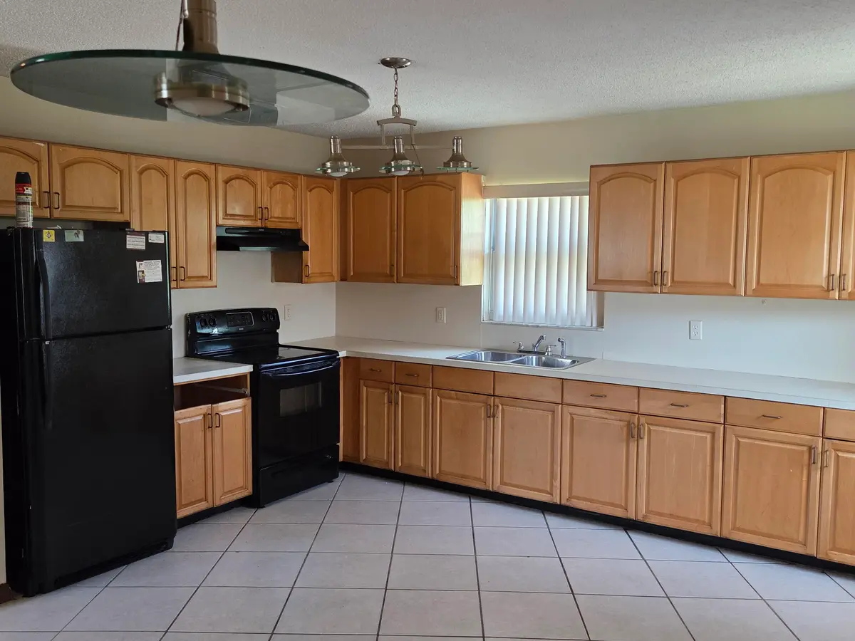 734 NE 1ST Street, Boynton Beach, FL – photo 8