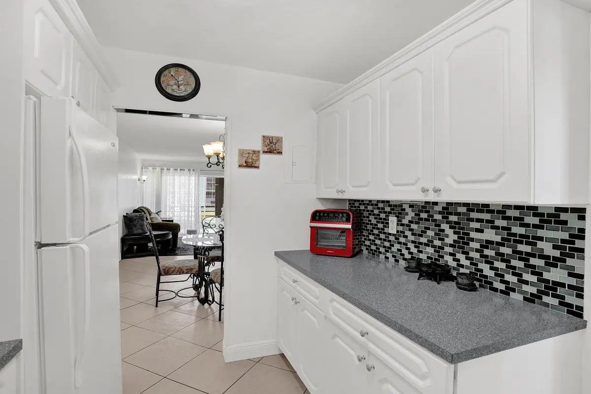 7980 N FRENCH Drive 3-202, Pembroke Pines, FL – photo 7