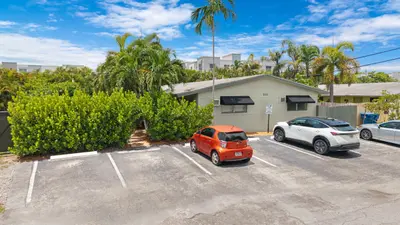 2117 NE 14TH Avenue 1-4, Wilton Manors – Quadruplex for sale