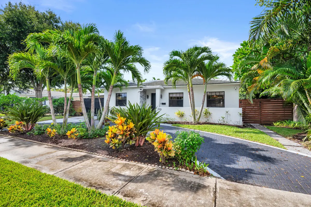 low-2 at 300 35th Street, West Palm Beach