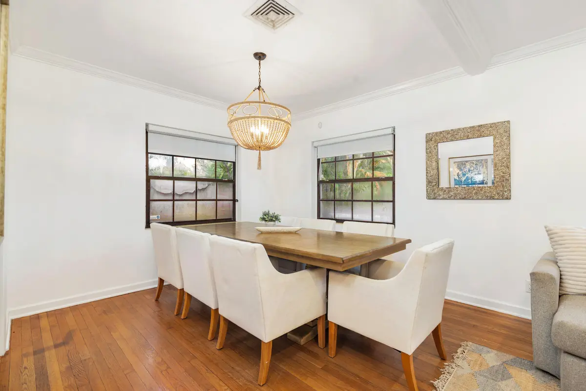 low-9 at 300 35th Street, West Palm Beach