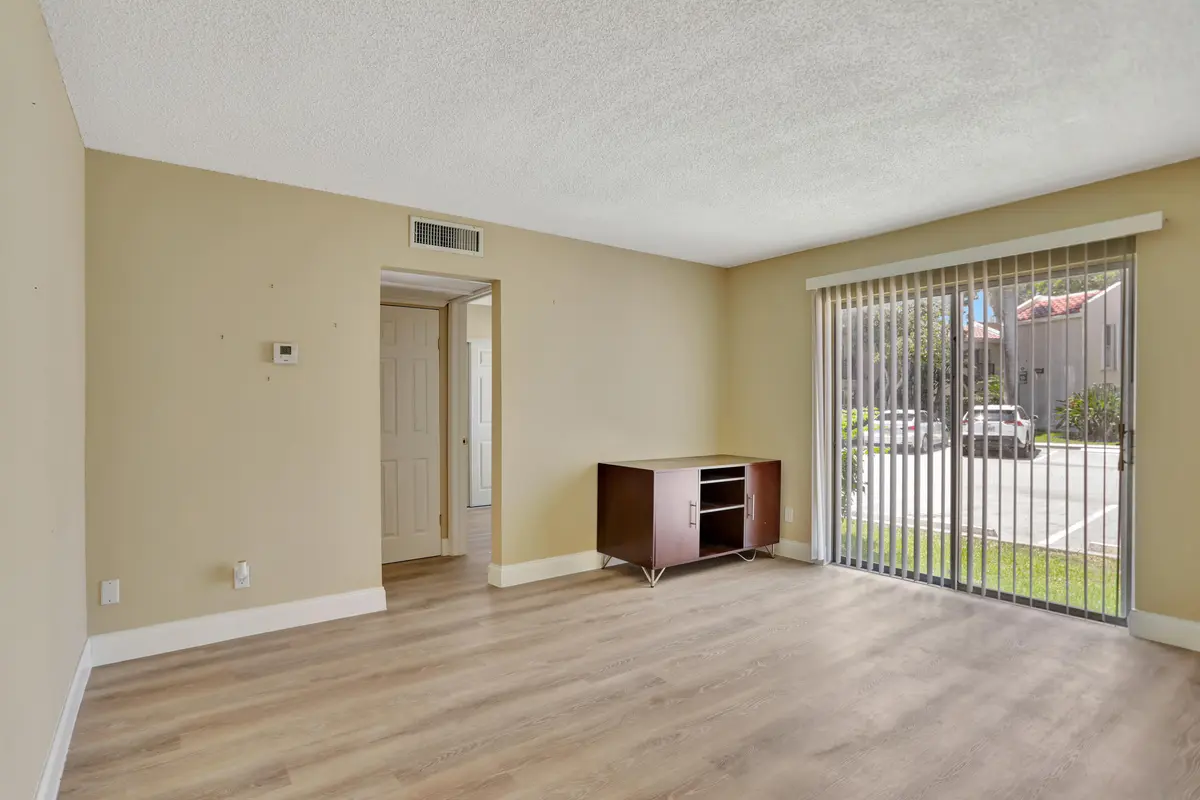 1-print-001L1497 at 5314 NE 6TH Avenue F20, Oakland Park
