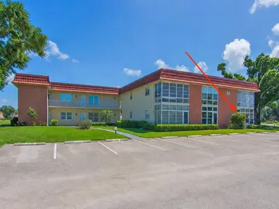 24 Pine Arbor Lane 103, Vero Beach – Condominium for sale