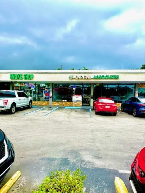 Photo 1 at 400 E Oakland Park Boulevard 404, Oakland Park