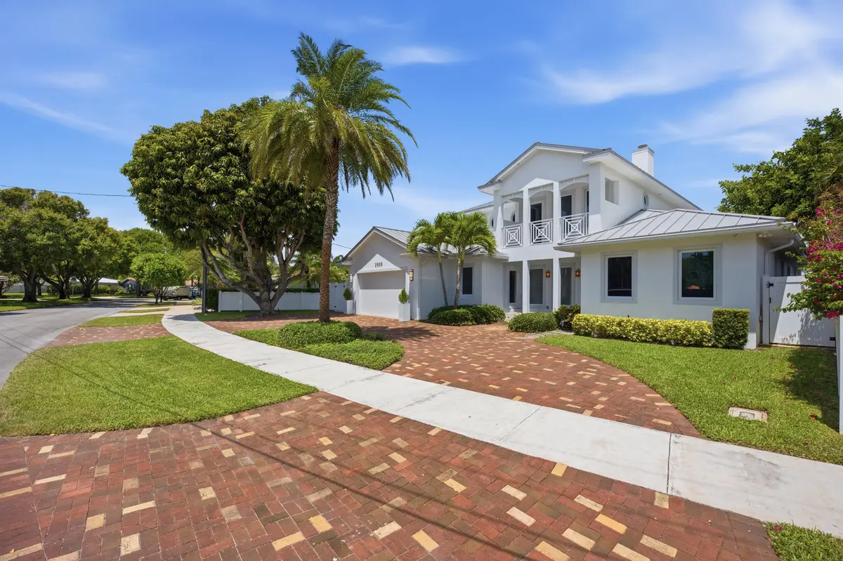 5_016__jjl6013 at 2009 NE 21ST Street, Fort Lauderdale