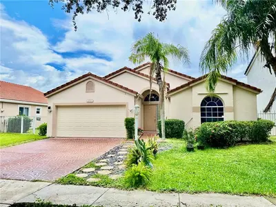 2710 BOGOTA Avenue, Cooper City – leased