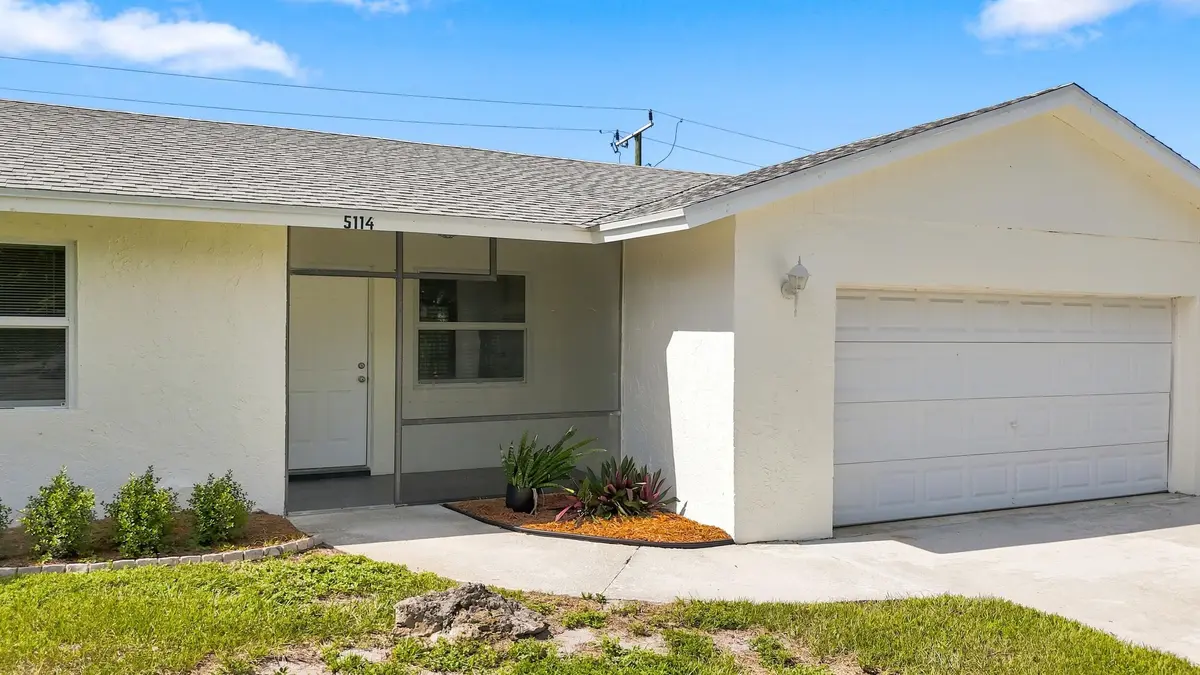 Front Entrance at 5114 Conklin Drive, Delray Beach