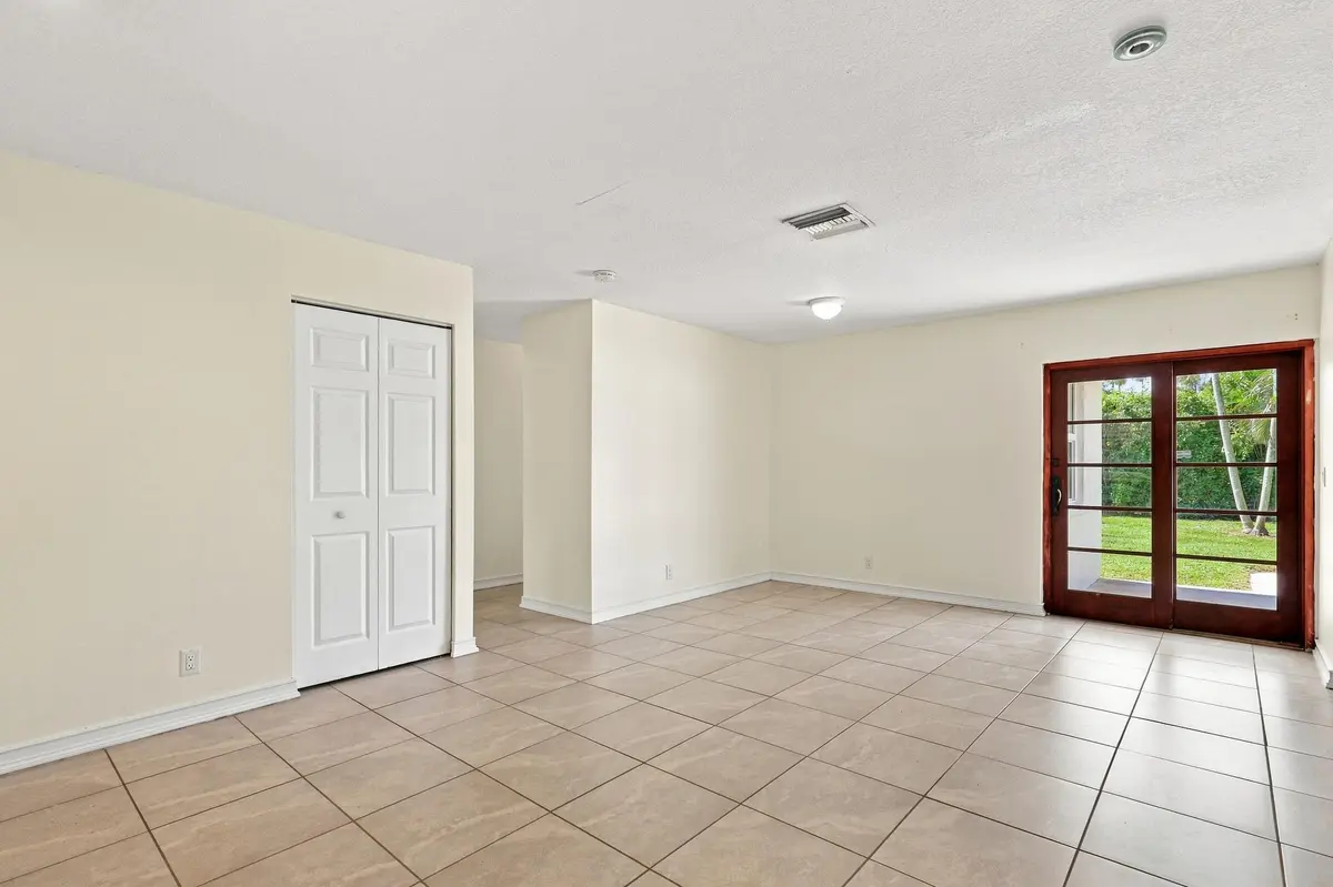Living Area at 5114 Conklin Drive, Delray Beach