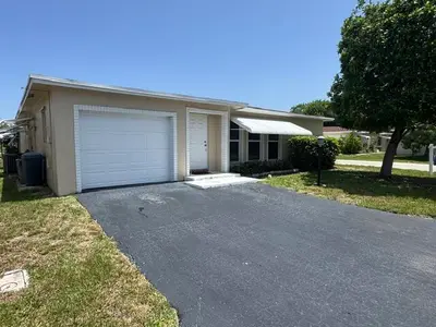 4890 NW 14th Terrace, Deerfield Beach – Single Family Residence for sale