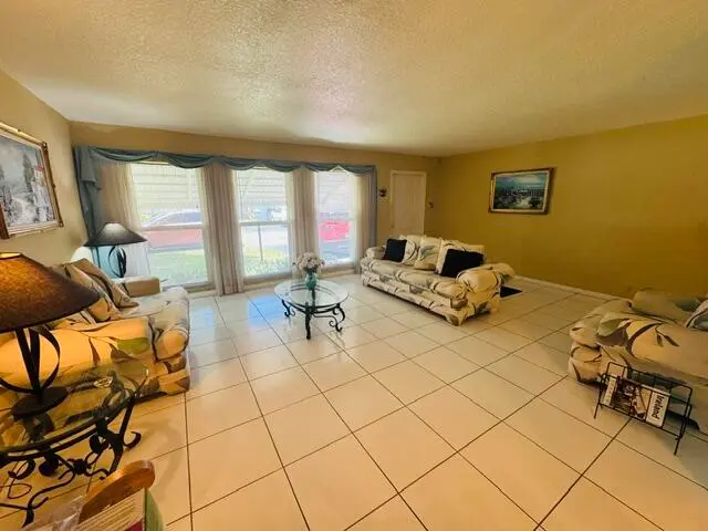 IMG_0998 at 4890 NW 14th Terrace, Deerfield Beach