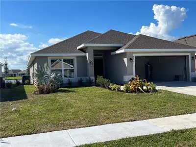 5317 VESPERA Street, Fort Pierce – Single Family Residence for rent