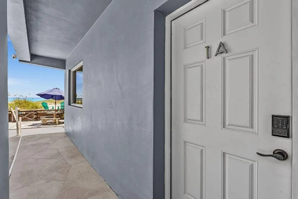 Entrance at 600 N OCEAN Boulevard 1A, Pompano Beach