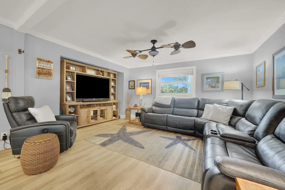 Living Room at 10015 Daisy Avenue, Palm Beach Gardens