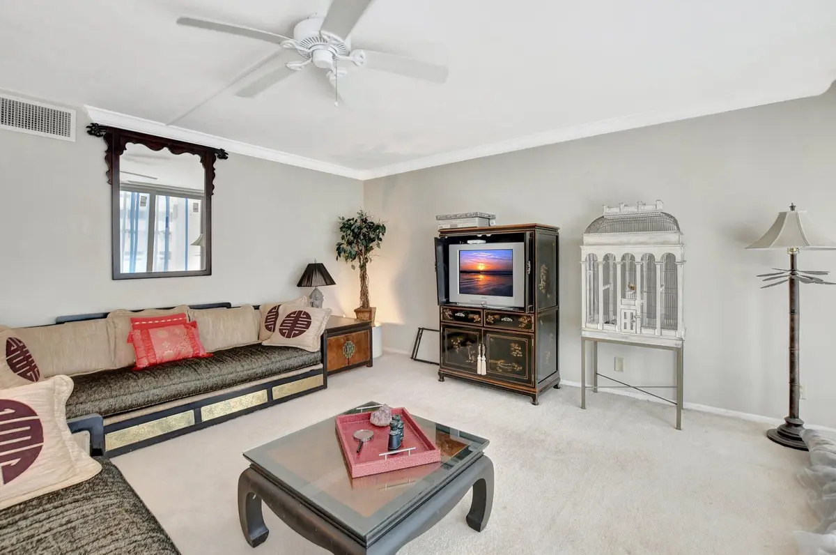2e at 1180 S OCEAN Boulevard 0025, Boca Raton
