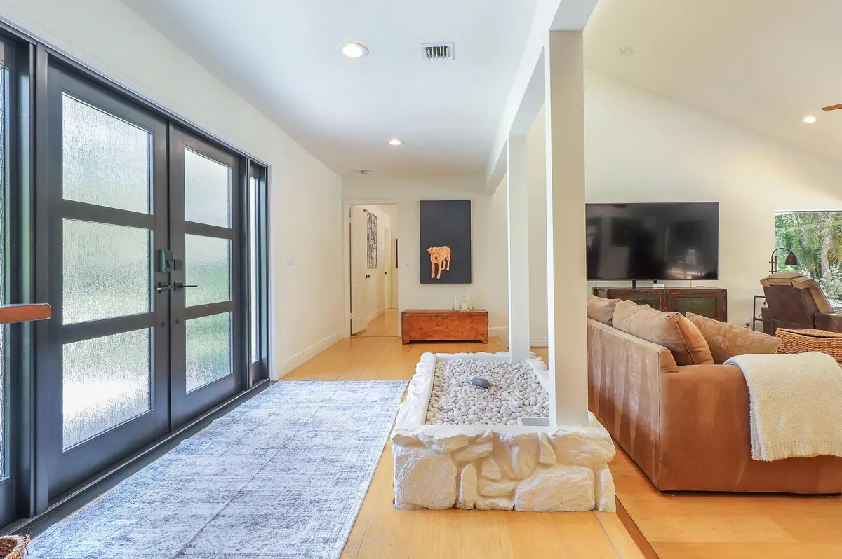 07-Foyer at 8166 150th Court, Palm Beach Gardens