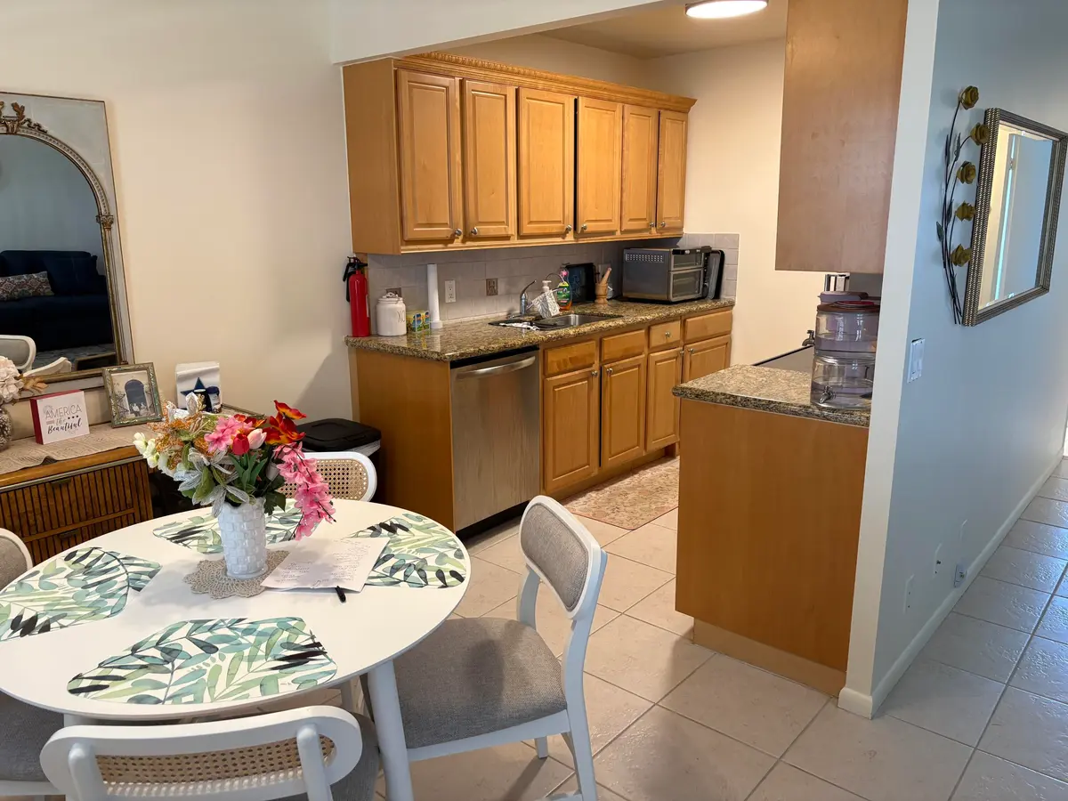 DINING AREA/KITCHEN at 4070 GUILDFORD D, Boca Raton