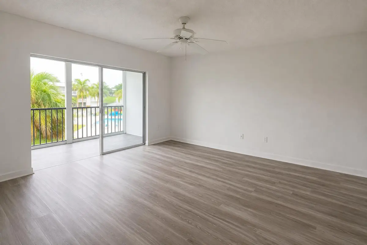 1b25acc2-725b-4377-ac98-a9e3eb8b44a9 at 9872 MARINA Boulevard 1434, Boca Raton