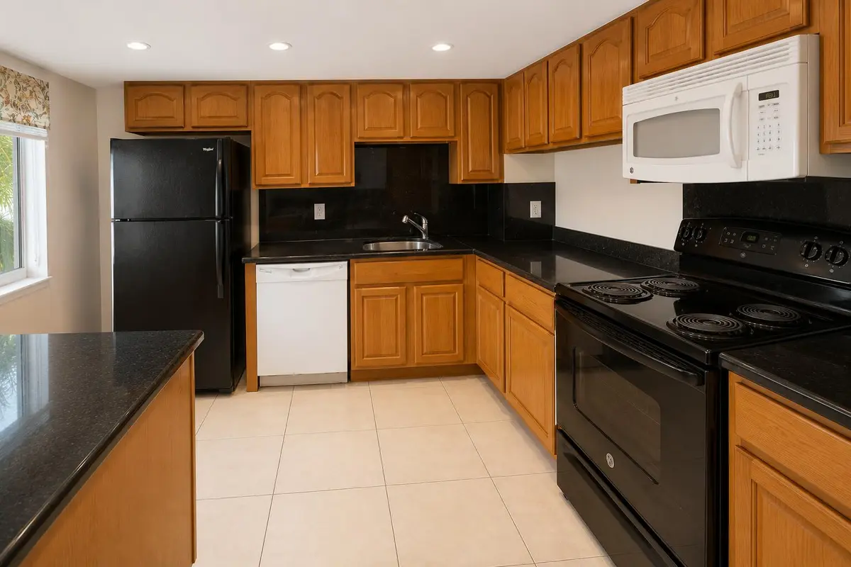 6eb6fa58-5142-46d6-80cd-a66ec8fc4a73 at 9872 MARINA Boulevard 1434, Boca Raton