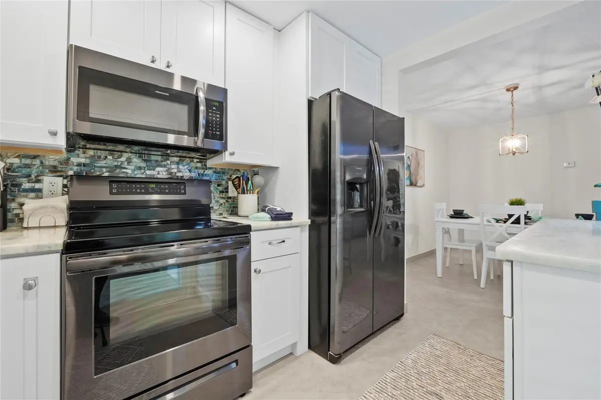 kitchen w/ new appliances at 1340 NE 28TH Avenue 242, Pompano Beach