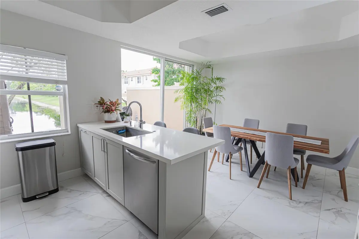 Modern Kitchen Bar at 14387 SW 9th Court, Pembroke Pines