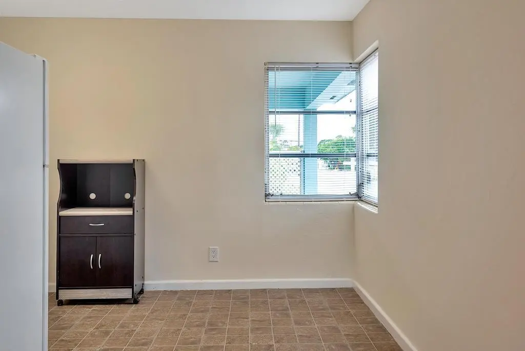 711 - 012 at 711 11th Avenue, Lake Worth Beach