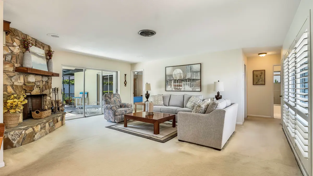 LIVING ROOM at 2610 NE 40TH Court, Fort Lauderdale