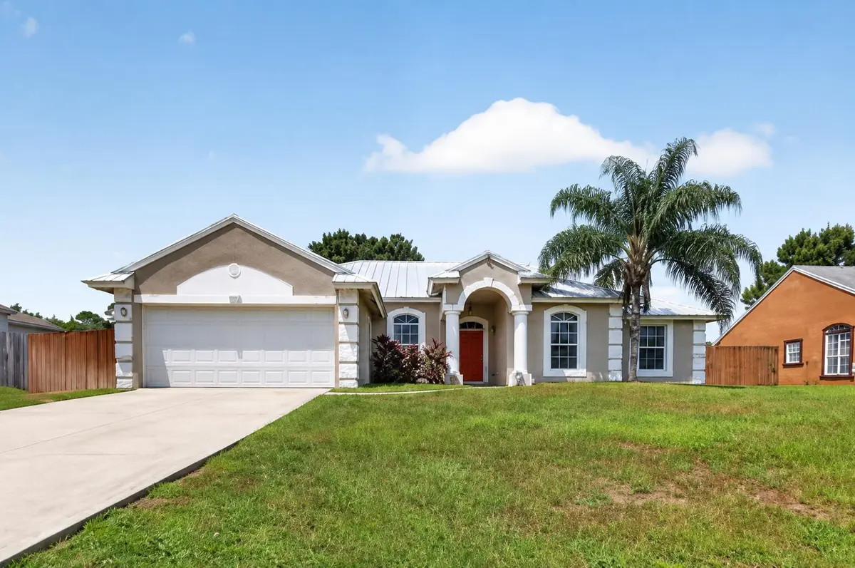 869BCB17-CC46-4193-9BE8-A4A6EE8362AC at 1561 SW GADSAN Avenue, Port St. Lucie
