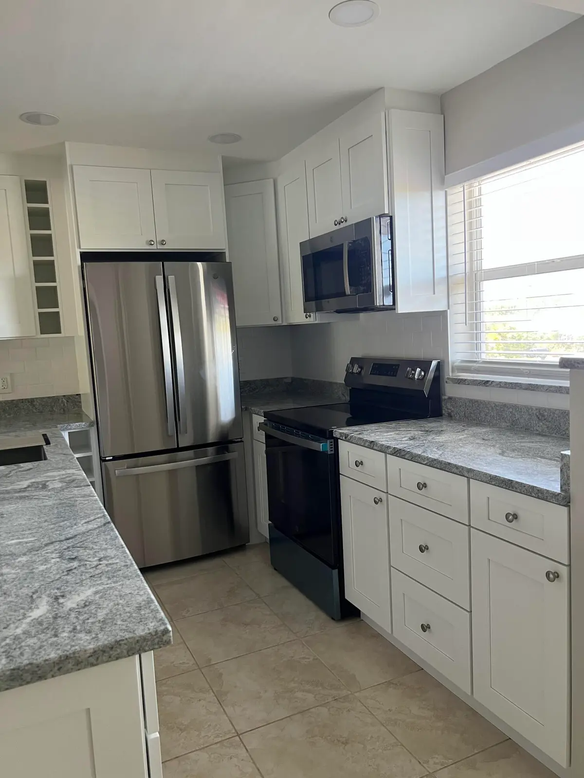 kitchen at 230 NE 26th Avenue 207, Boynton Beach
