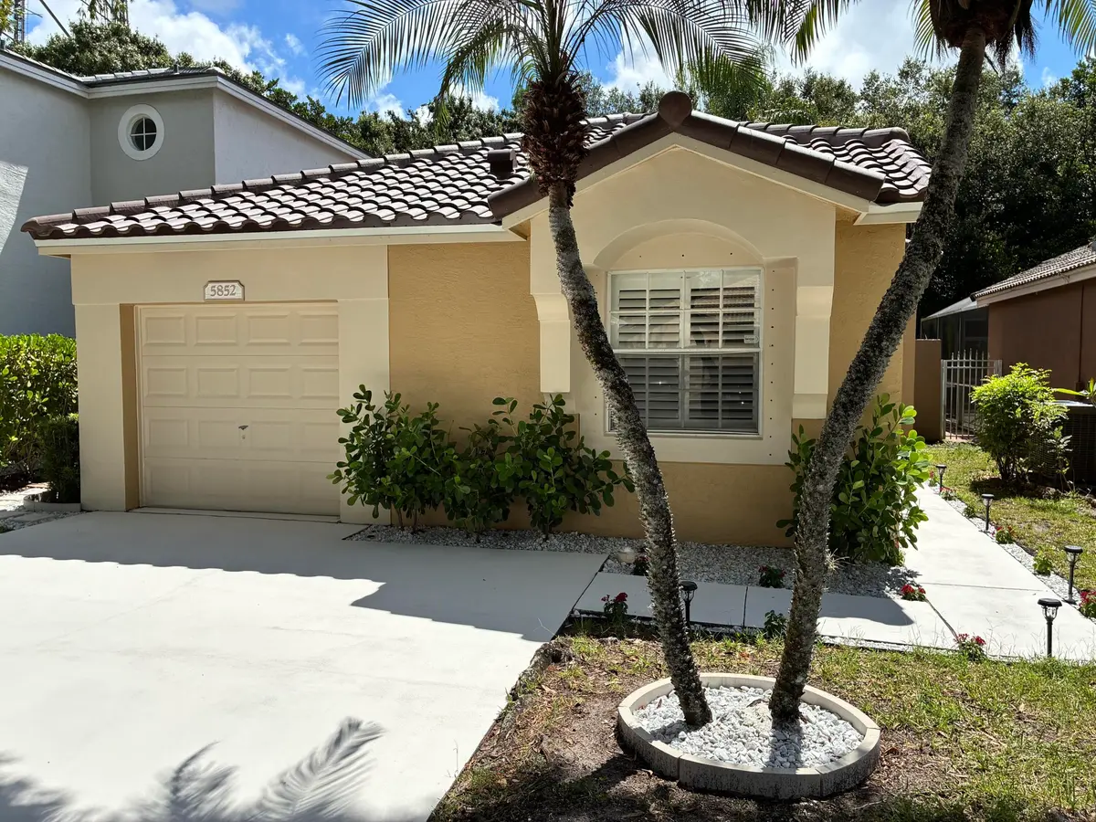 02_beyc6a7b5baa57332 at 5852 Eagle Cay Terrace, Coconut Creek
