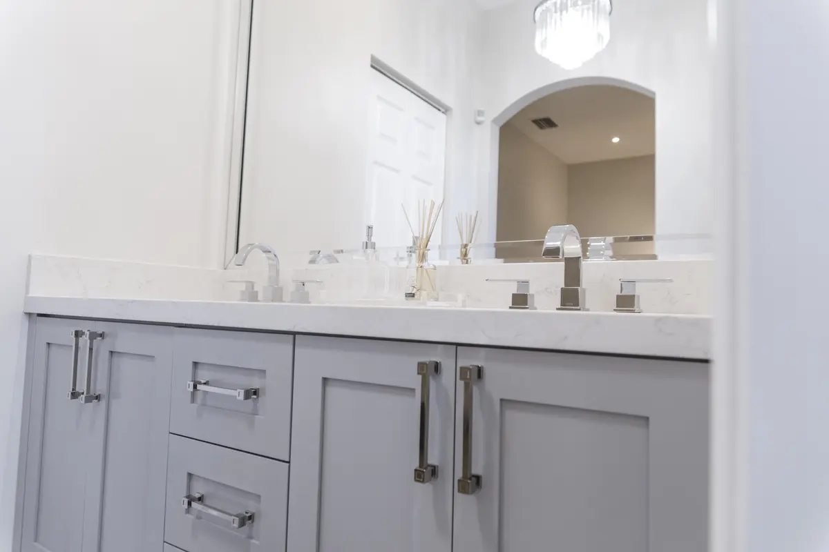 Double Vanity Master Bath at 14387 SW 9th Court, Pembroke Pines